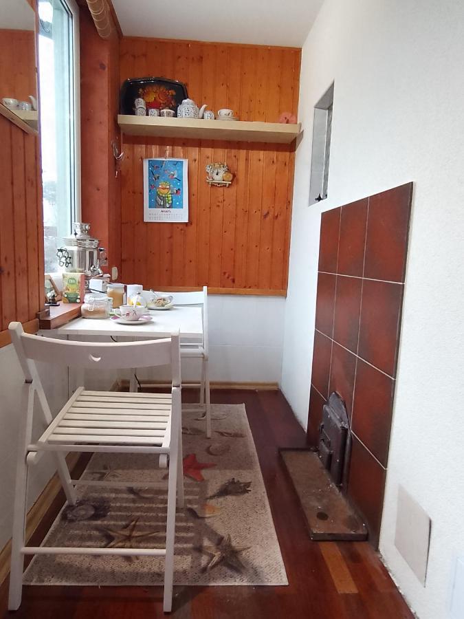 Korter House, Garden & Sauna. Free Parking. Train Stop-200 M. Sea-1 Km. Jurmala